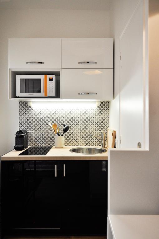 Duplex De Charme Au Coeur De Montmartre Apartment Paris Room photo